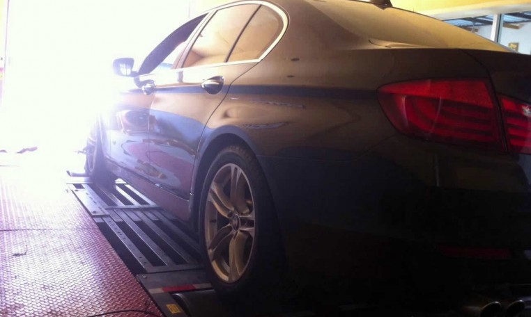 BMW 525d 2012 on dyno at Ritter Performance Tuning Thailand