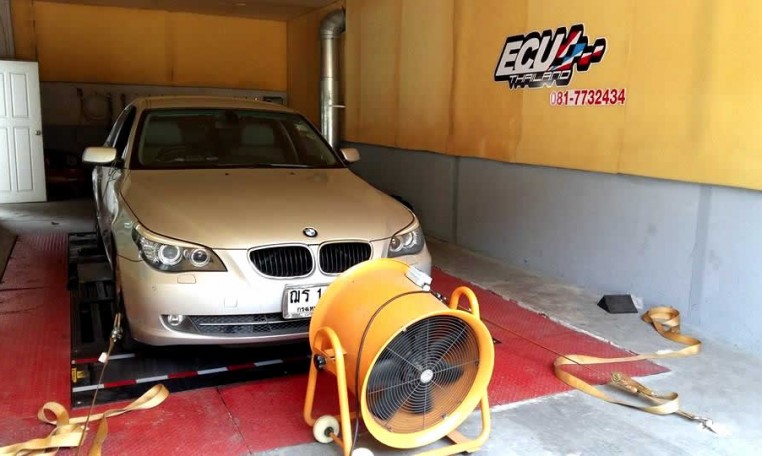 BMW 520d E60 2008 on dyno at RPT Thailand