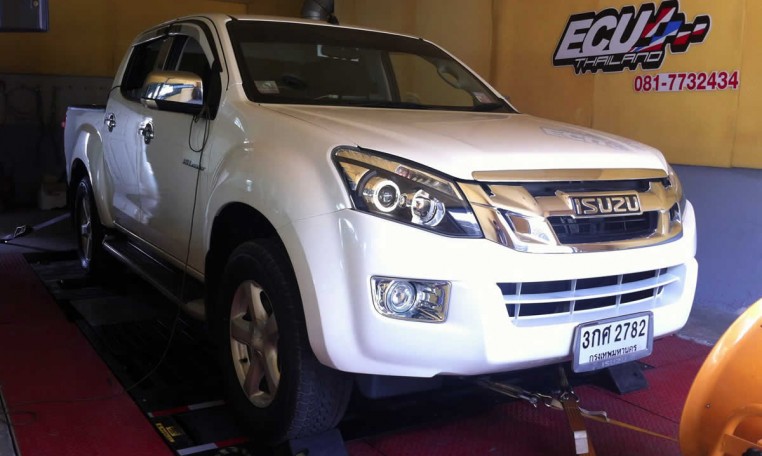 Isuzu Dmax 2012 2.5L on dyno