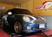 2007 Mini Cooper on dyno