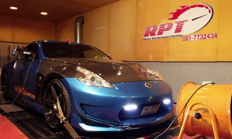 2010 Nissan 370Z Fairlady on dyno at RPT Thailand