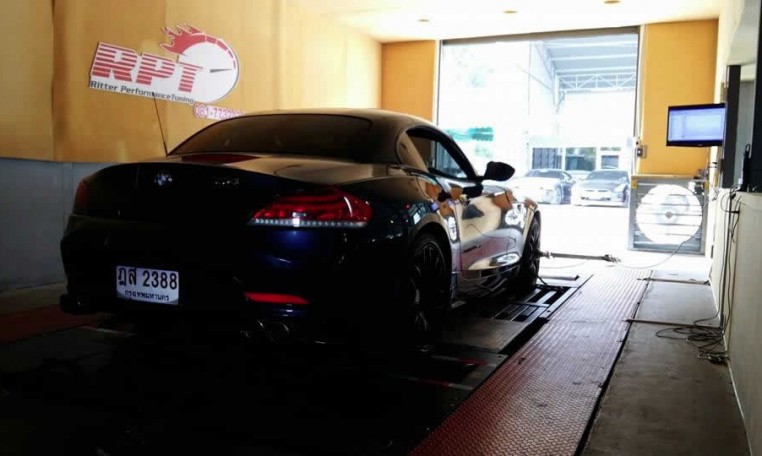 2011 BMW Z4 E89 2.3i at Ritter Performance Tuning Thailand