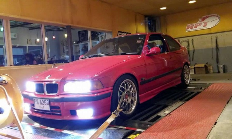 BMW 328i E36 1996 on dyno at Ritter Performance Tuning