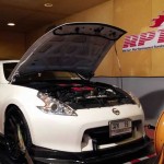 White Nissan 370Z 2009 on dyno at RPT Thailand