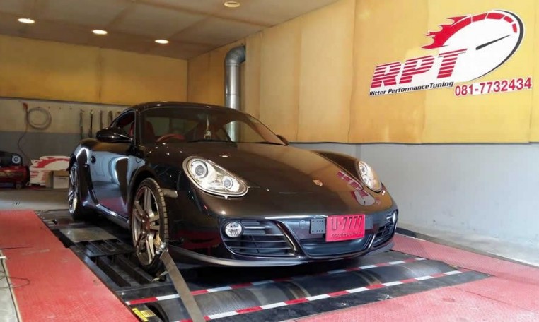 Porsche Cayman S 2010 at RPT Thailand for an ECU Remap