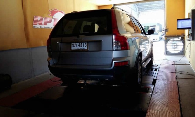 Rear view 2007 Volvo XC90 on dyno