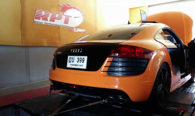 2010 Audi TTS 2L on dyno