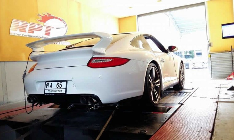 2010 Porsche-carrera 4S rear at RPT EUC engine remapping Thailand